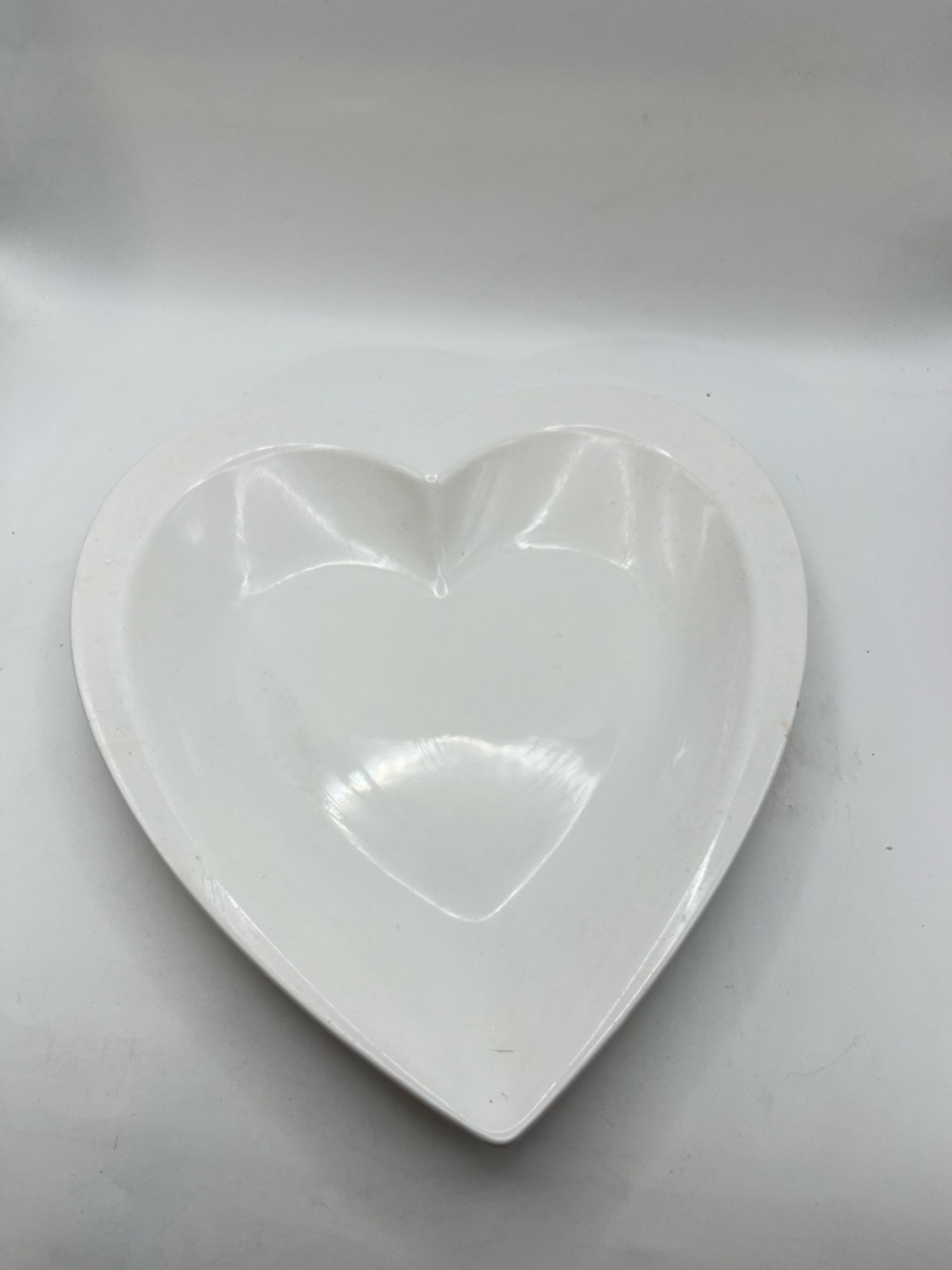 Bread + Butter Brand Oslo White Heart-Shaped Ceramic Dish